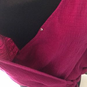 Universal Thread Tops - 👛bundle 3 for 15.00 Fuchsia pink wrap top Universal Thread Tops - 👛bundle 3 for 15.00 Fuchsia pink wrap top